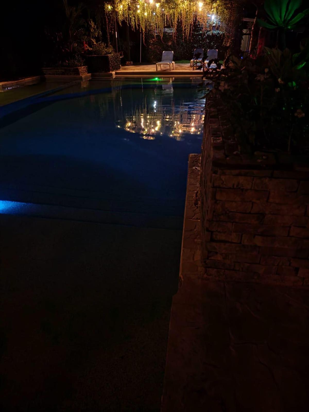 Diuwak Hotel Dominical Bagian luar foto